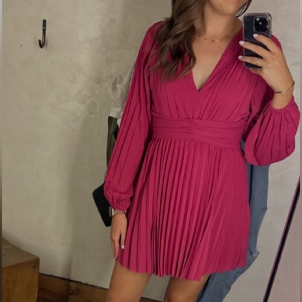 Anthropologie Aureta Studio Pleated Long-Sleeve V-Neck Dress